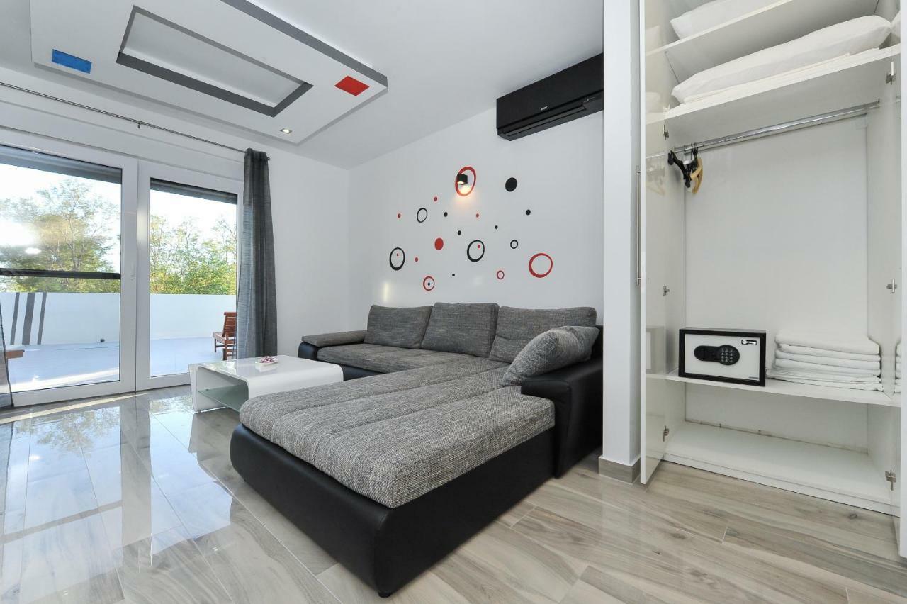 Villa Lily Zadarvillas 普利拉卡 外观 照片